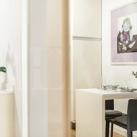 Serene & By Picasso Museum By Rems Apartment